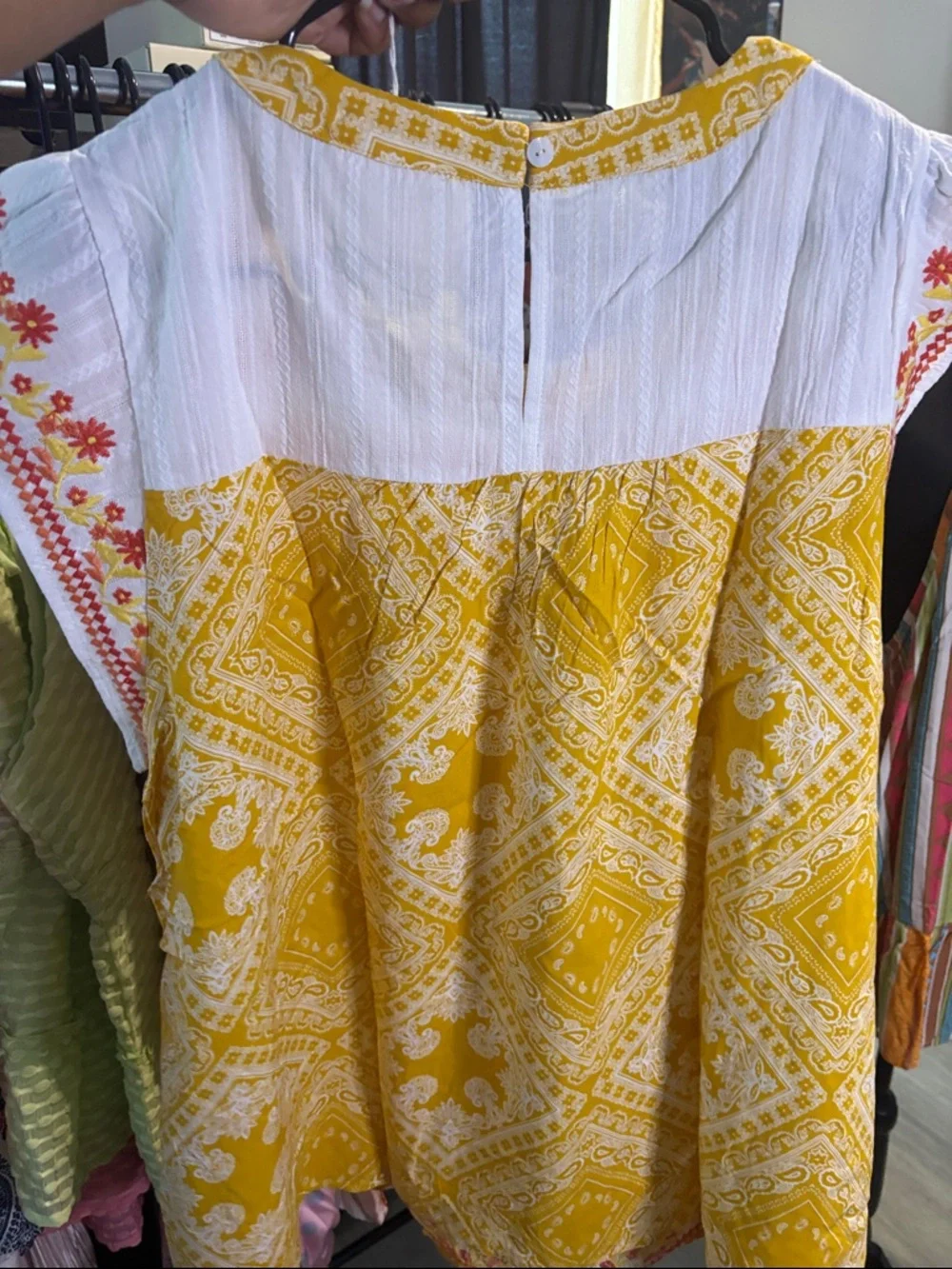Blouse - Picture 2 of 2